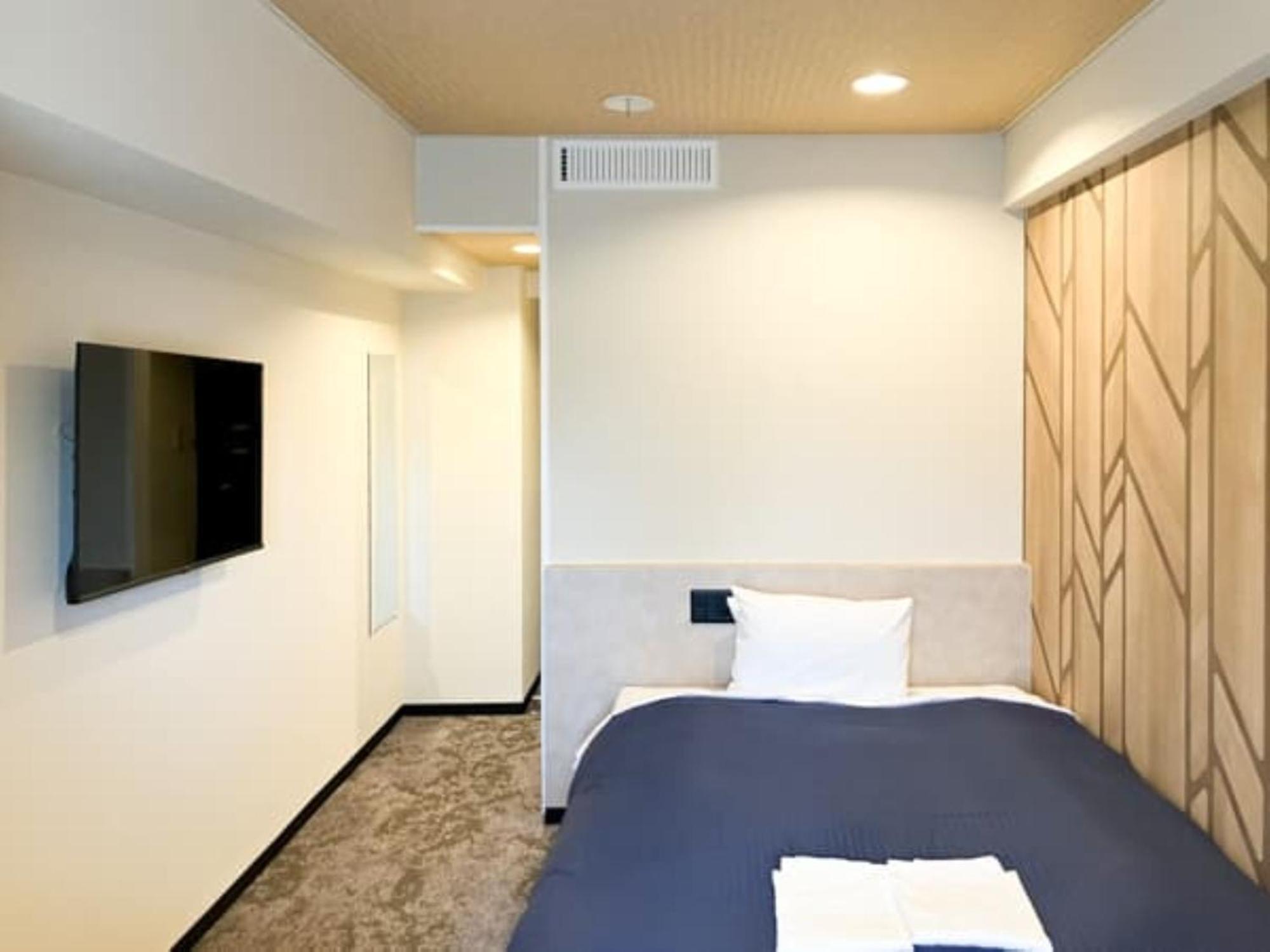 Hotel Livemax Budget Yokohama Kannai Zimmer foto